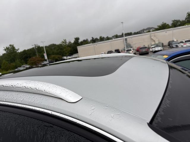 used 2011 Audi Q5 car, priced at $5,647