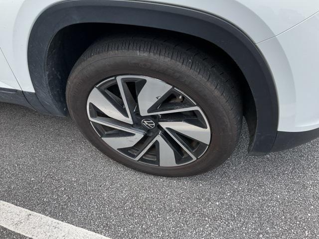 used 2024 Volkswagen Atlas car, priced at $28,901