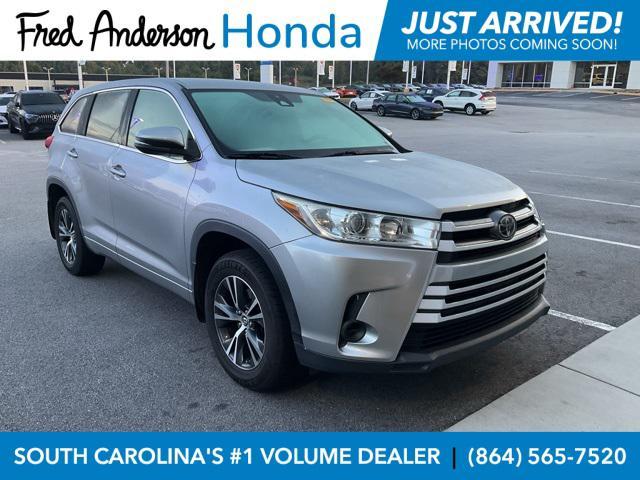 used 2017 Toyota Highlander car