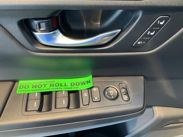 new 2026 Honda CR-V Hybrid car, priced at $38,277