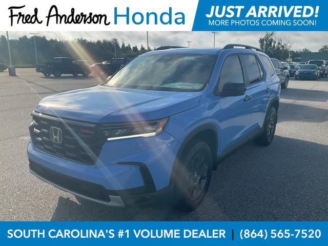 new 2025 Honda Pilot car, priced at $51,305