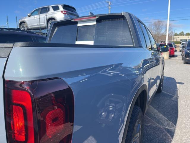 new 2025 Honda Ridgeline car, priced at $45,903