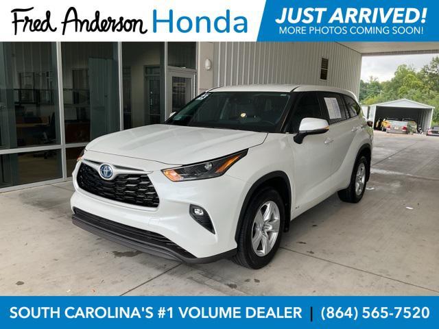 used 2023 Toyota Highlander Hybrid car, priced at $31,360