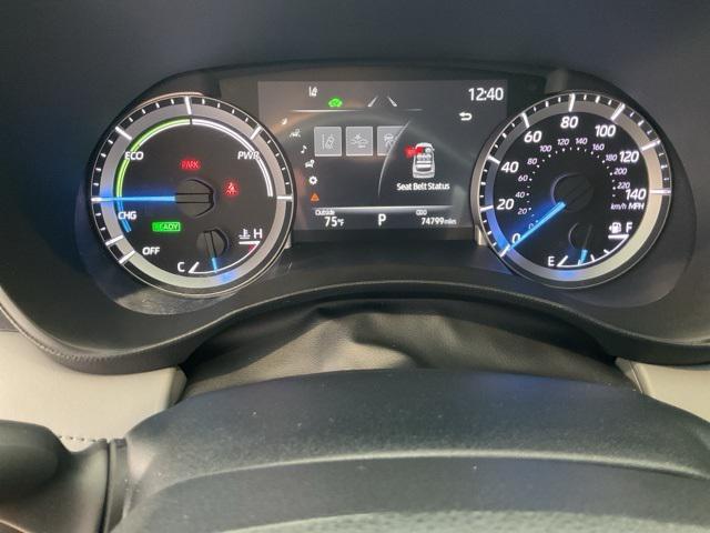 used 2023 Toyota Highlander Hybrid car, priced at $31,360