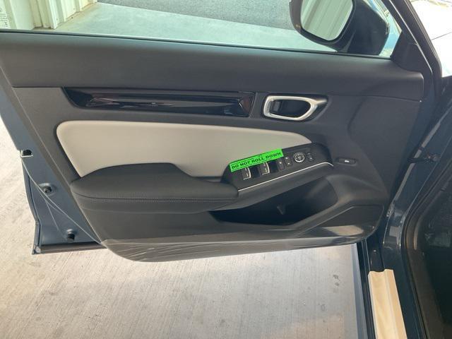 new 2026 Honda Civic Hybrid car, priced at $32,037