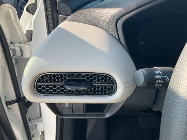 new 2025 Honda HR-V car, priced at $26,278