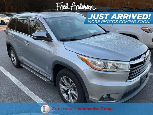 used 2014 Toyota Highlander car, priced at $18,878