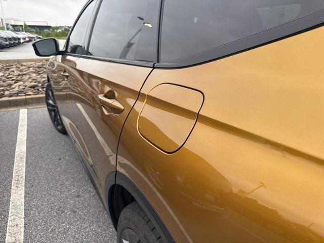 used 2022 Acura MDX car, priced at $42,158