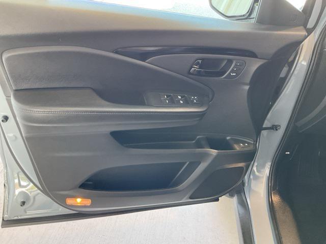 used 2023 Honda Passport car, priced at $38,425