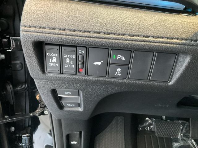 new 2026 Honda Odyssey car, priced at $45,449