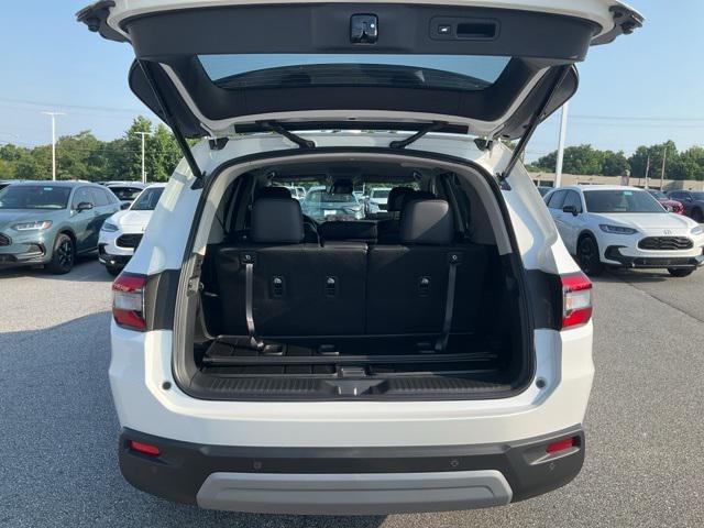 new 2025 Honda Pilot car, priced at $42,796