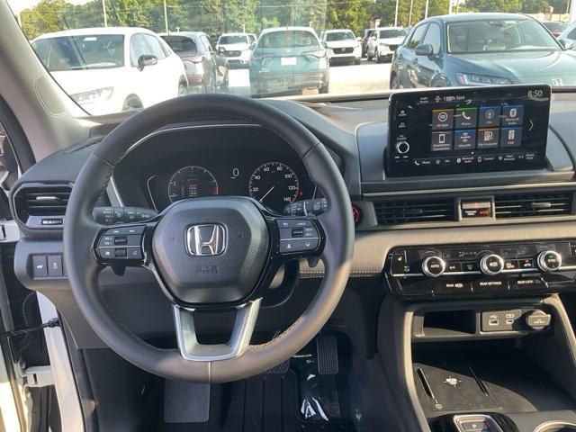 new 2025 Honda Pilot car, priced at $42,796