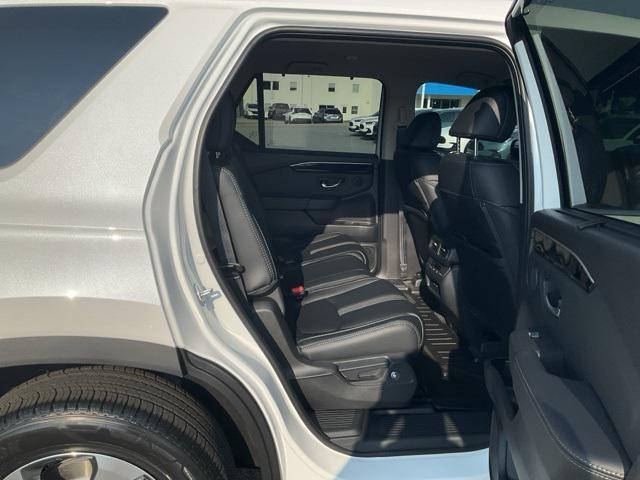 new 2025 Honda Pilot car, priced at $42,796