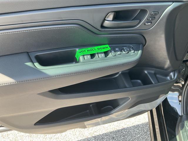 new 2025 Honda Odyssey car, priced at $43,246