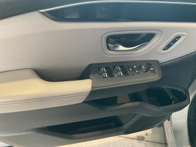 used 2025 Honda Pilot car, priced at $42,787