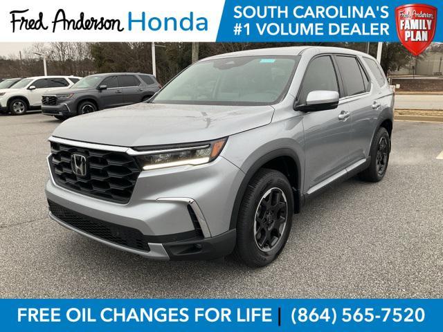 new 2025 Honda Pilot car, priced at $44,976