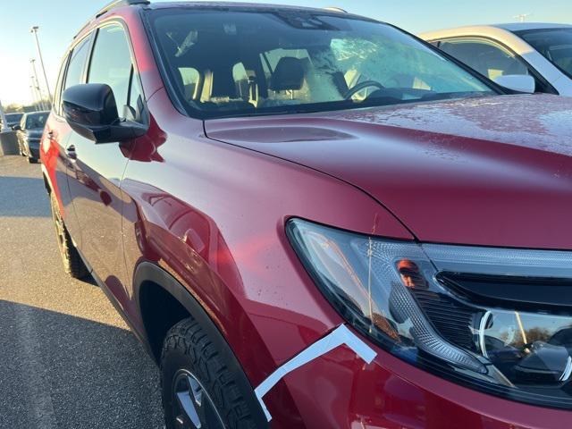 new 2025 Honda Passport car, priced at $44,148