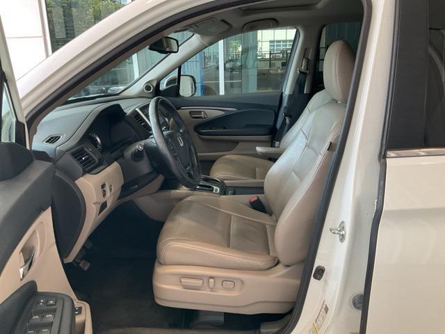 used 2016 Honda Pilot car, priced at $12,818