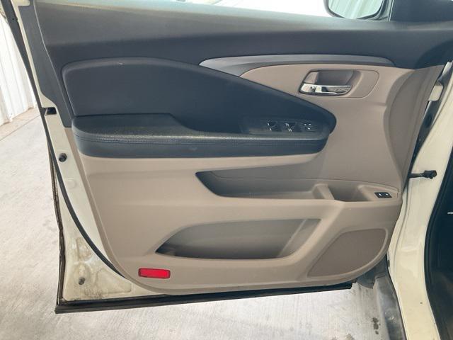 used 2016 Honda Pilot car, priced at $12,818