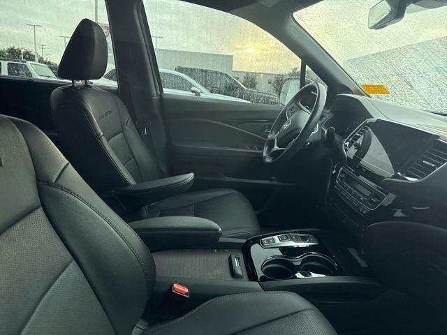 used 2022 Honda Pilot car, priced at $41,185