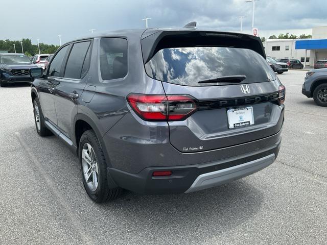 new 2025 Honda Pilot car, priced at $43,041