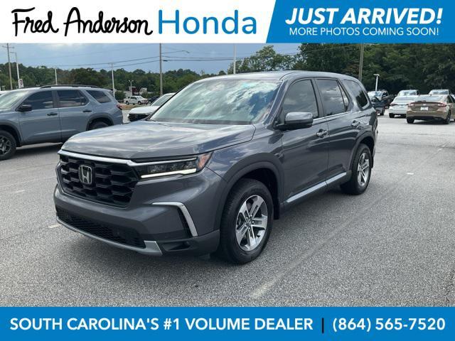 new 2025 Honda Pilot car, priced at $43,041
