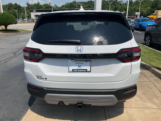new 2025 Honda Pilot car, priced at $46,127