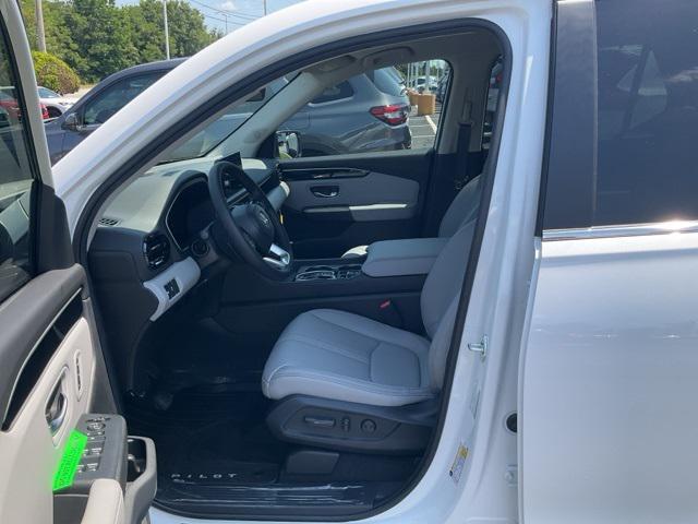 new 2025 Honda Pilot car, priced at $46,127