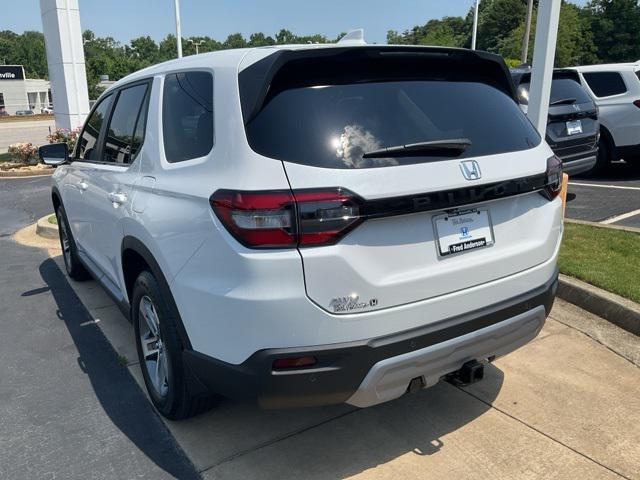 new 2025 Honda Pilot car, priced at $46,127