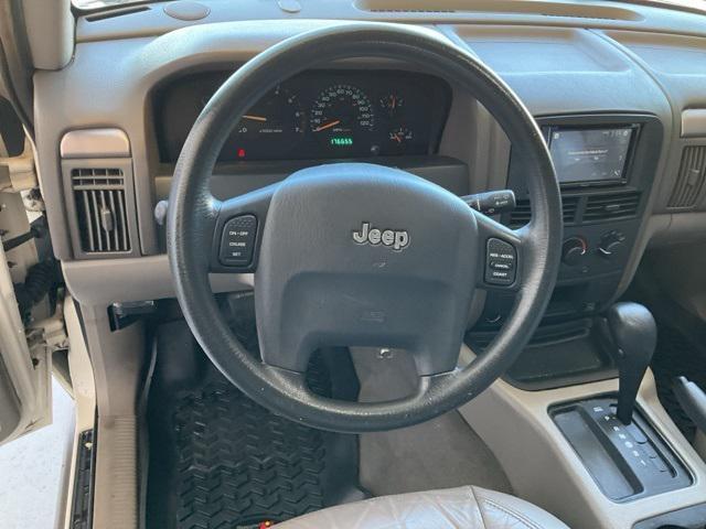 used 2004 Jeep Grand Cherokee car, priced at $5,164