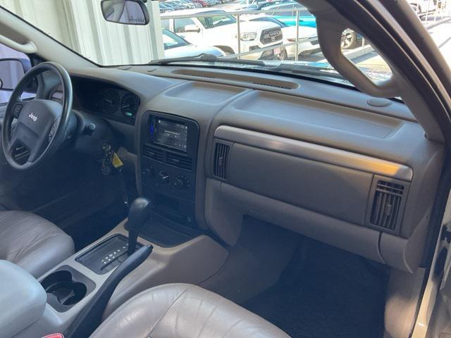 used 2004 Jeep Grand Cherokee car, priced at $5,164