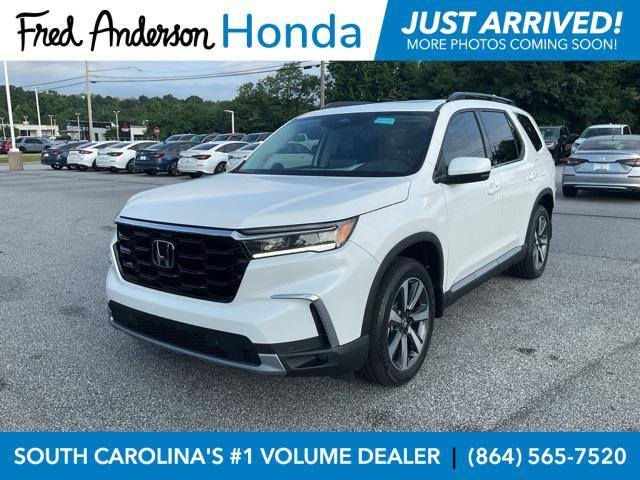 new 2025 Honda Pilot car, priced at $47,774