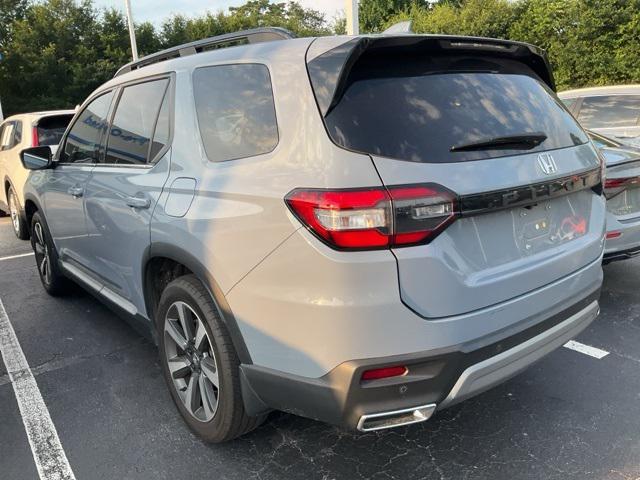 used 2025 Honda Pilot car, priced at $45,233
