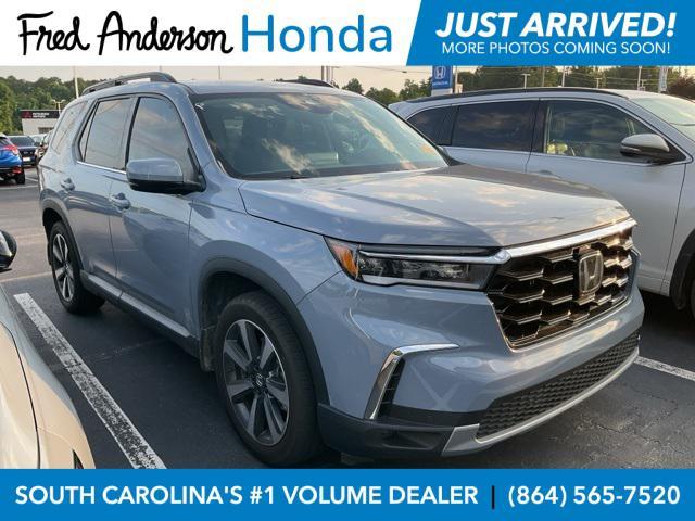 used 2025 Honda Pilot car, priced at $45,233