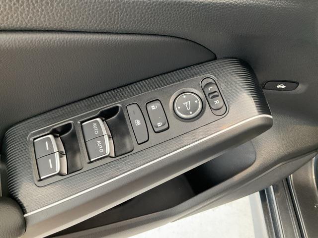 used 2025 Honda Civic Hybrid car, priced at $29,230