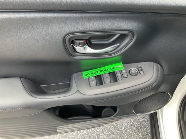 new 2025 Honda HR-V car, priced at $26,278