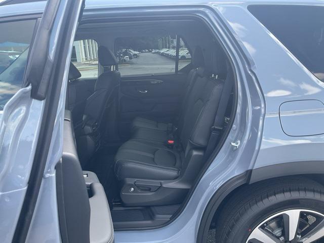 new 2025 Honda Pilot car, priced at $49,405