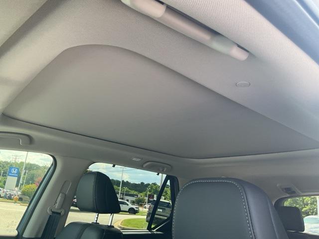 new 2025 Honda Pilot car, priced at $49,405