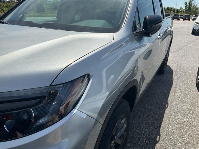 new 2025 Honda Ridgeline car, priced at $40,100