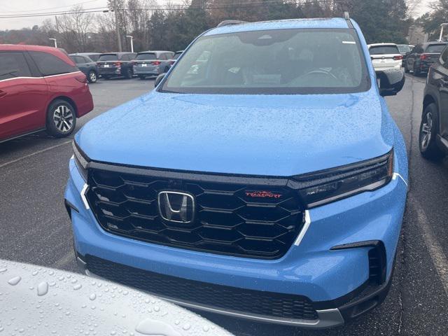 new 2025 Honda Pilot car, priced at $50,274