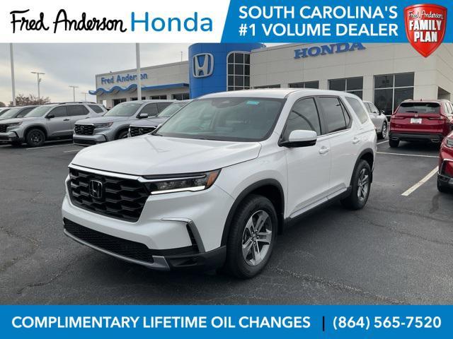 new 2025 Honda Pilot car, priced at $42,796