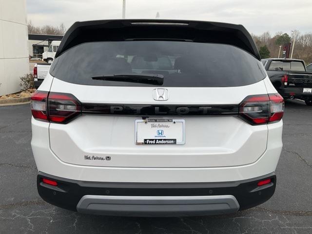 new 2025 Honda Pilot car, priced at $42,796