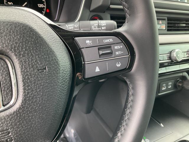 new 2025 Honda Pilot car, priced at $42,796