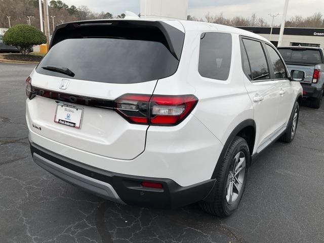 new 2025 Honda Pilot car, priced at $42,796