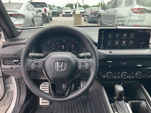new 2025 Honda Accord Hybrid car, priced at $35,233
