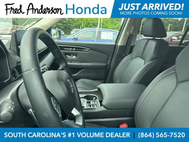 used 2025 Honda Pilot car, priced at $48,354