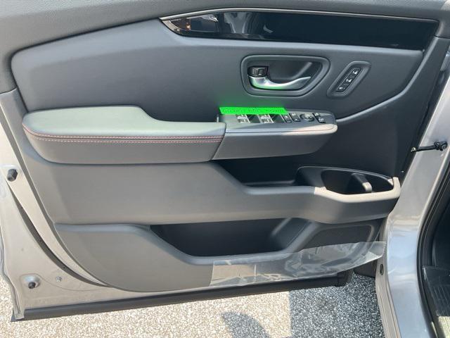 new 2025 Honda Pilot car, priced at $50,850