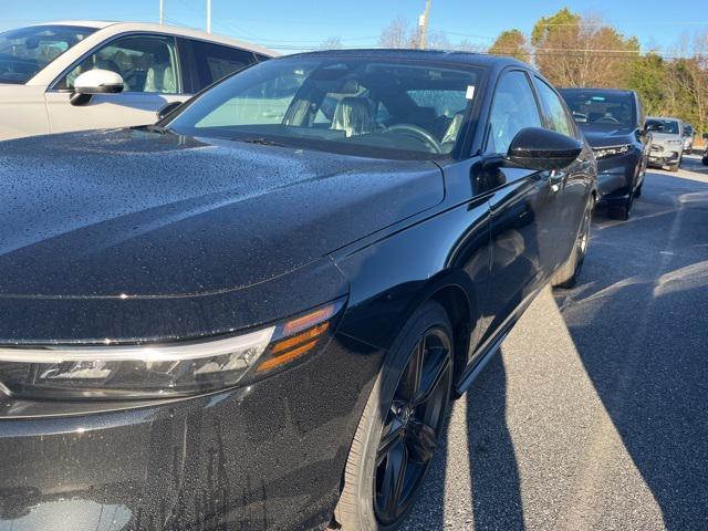 new 2025 Honda Accord Hybrid car, priced at $35,746