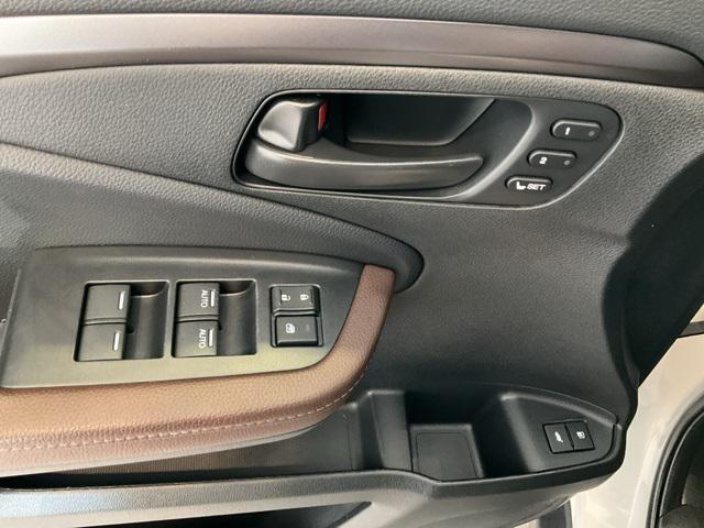 used 2024 Honda Passport car, priced at $36,328