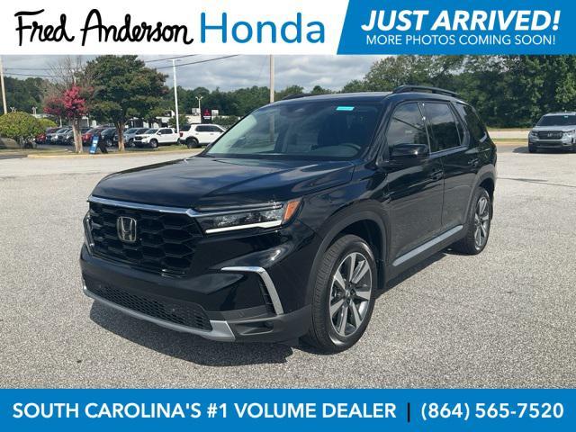 new 2025 Honda Pilot car, priced at $49,680